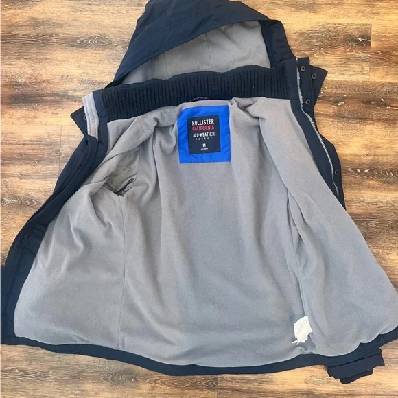 All-Weather Coat, Size Medium - Picture 4 of 7